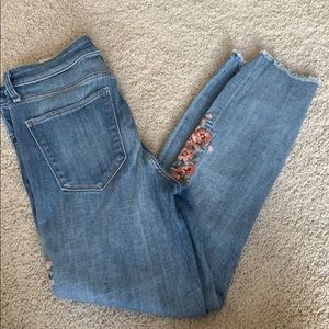 Floral embroider skinny jeans